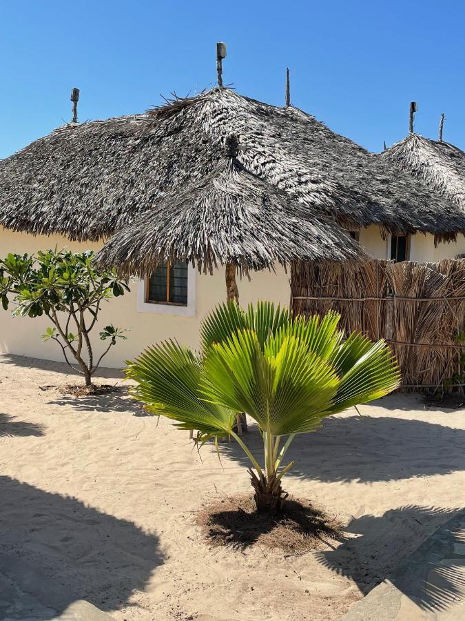 Mambrui Golden Beach Bar And Cottages Exterior foto